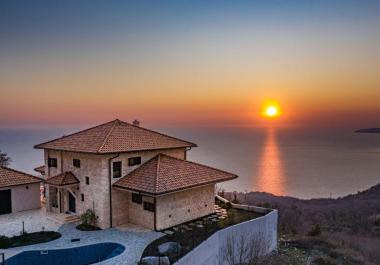 Haus zu verkaufen in Sveti Stefan