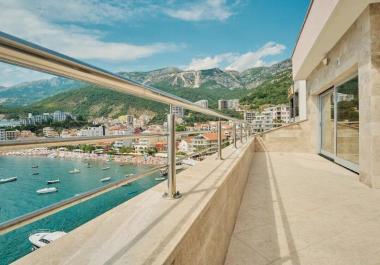 Luxuriöses Penthouse am Strand in Rafailovichi mit herrlichem Blick