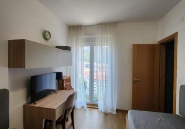 Atemberaubende neue 2-Zimmer-Wohnung 58 m2 mit Meerblick in Budva