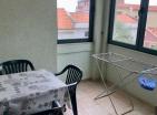 Charmante Stadt-und Bergblick-Wohnung 48 m2 in Petrovac mit Terrasse