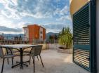 Charmante Tivat Wohnung 42 m2 mit Terrasse in der Nähe von PortoMontenegro