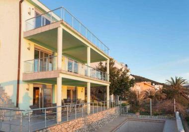 Seaside Dream 363 m2 Haus in Dobra Voda mit Pool und herrlichem Blick