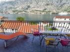 Atemberaubende 115 m2 große Maisonette mit Meerblick und 3 Schlafzimmern in Muo: Lebe deinen Traum in Kotor