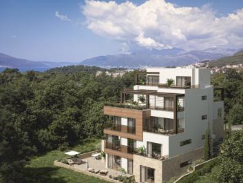 Ermäßigte erstklassige Residenz mit Meerblick, 73 m2 große Wohnung in Tivat in der Entwicklungsphase