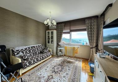 Meerblick 44 m2 Wohnung in Petrovac mit Terrasse