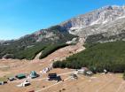 Urbanisiertes Grundstück 371 m2 in Zabljak, 100 m von den Aufzügen des Skizentrums Savin Kuk entfernt