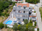 Atemberaubendes Mini-Hotel mit Meerblick für 7 Apartments erwartet Sie in der Bucht von Kotor