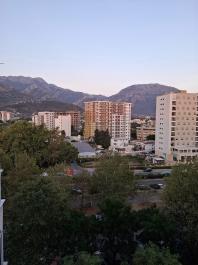 Meerblick-Apartment in Barzentrum in bester Lage mit Parkplatz und Terrasse