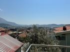 Terrasse mit Meerblick 75 m2 Wohnung mit Garage in Bar