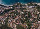 Grundstück mit Panoramablick auf das Meer zum Bau einer Wohnanlage in Bar