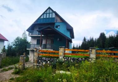 Haus zu verkaufen in Zabljak