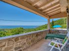 Atemberaubende 241 m2 Villa mit Pool und Meerblick in Buljarica