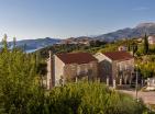 Atemberaubender Panoramablick auf das Meer 249 m2 Haus in Blizikuće als Mini-Hotel