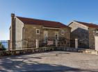 Atemberaubender Panoramablick auf das Meer 249 m2 Haus in Blizikuće als Mini-Hotel