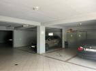 Meerblick zwei Schlafzimmer 87 m2 Wohnung mit Parkplatz und Terrasse