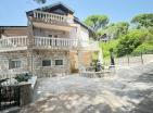 Luxuriöse Villa mit Meerblick in Sutomore 340 m2 mit Pool und Terrasse