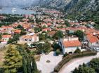 Luxuriöses 450 m2 großes Haus am Meer in Kotor mit herrlichem Blick auf die Bucht und Pool