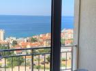 Elegante 45 m2 Wohnung in Petrovac mit modernen Annehmlichkeiten mit Meerblick