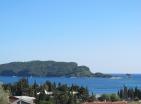 Luxuriöse 4-stöckige Mini-Hotel-Villa in Budva mit Meerblick