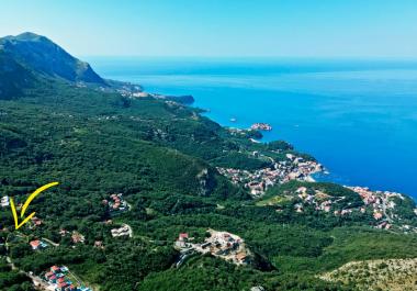 Grundstück 730 m2 oberhalb von Sveti Stefan zum Bau einer luxuriösen Panoramavilla