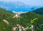 2000 m2 großes Grundstück mit Panoramablick auf das Meer oberhalb des Budva-Hügels