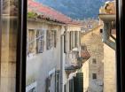 Charmante 50 m2 große Wohnung mit einem Schlafzimmer in der Altstadt von Kotor mit Garten