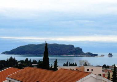 3 Zimmer Wohnung in Budva, 250m vom Meer mit toller Aussicht