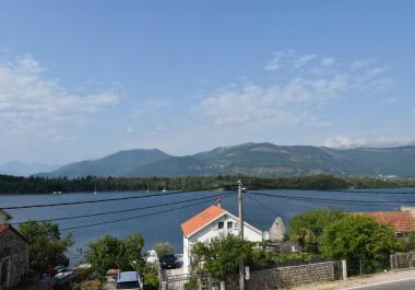 Geräumige Wohnung mit exzellenten Meerblick, Becici Djurasevici