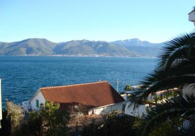 Neues Haus in Krashichi 30m vom Meer mit Panoramablick