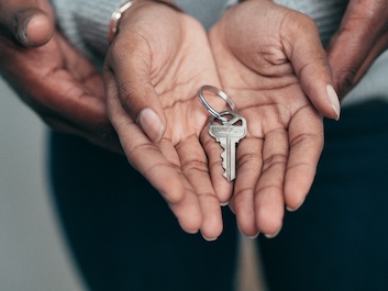  Finden Sie Ihre ideale Immobilie mit fachkundiger Unterstützung - klicken Sie jetzt